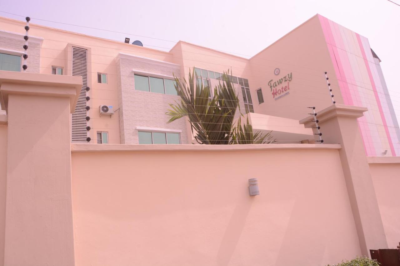 Fawzy Hotel Ibadán Exterior foto